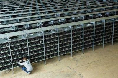Modern mining farm infrastructure in Argentina aligned with green energy