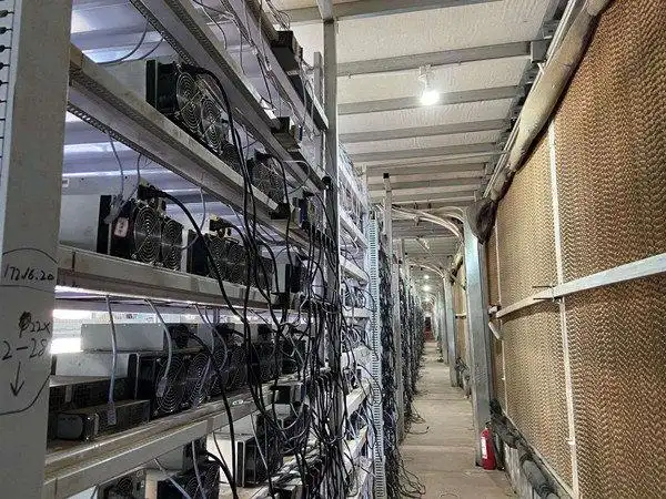 Renewable energy-powered mining farm